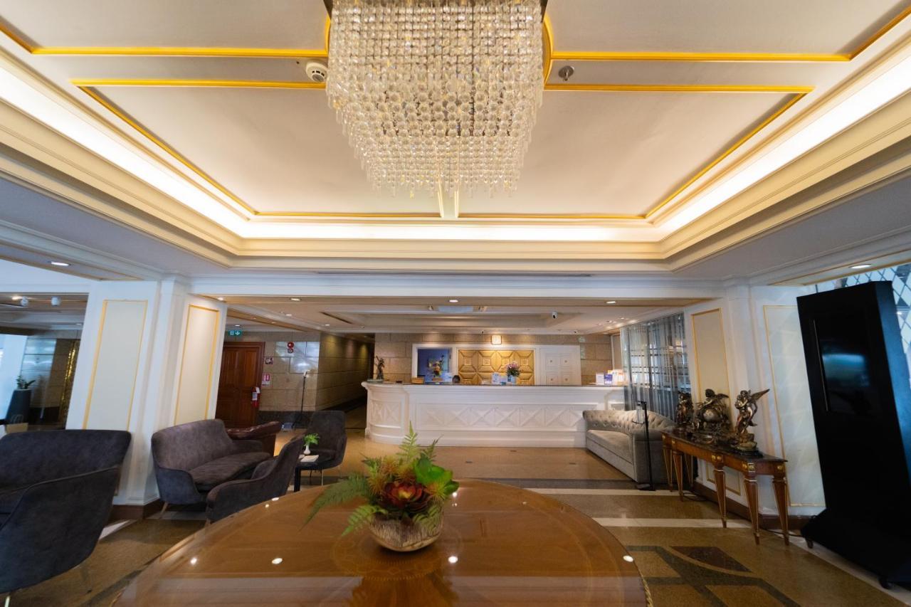 Forum Park Hotel Bangkok Exterior photo