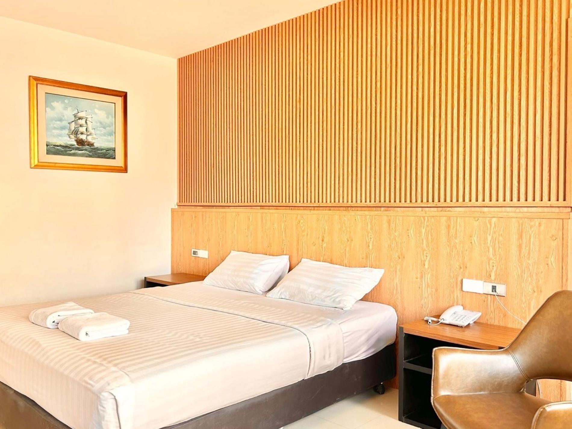 Forum Park Hotel Bangkok Exterior photo